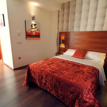 Hotel Boutique Villa Erina By Bossh Hotels - Adults Recommended Manilva Eksteriør billede