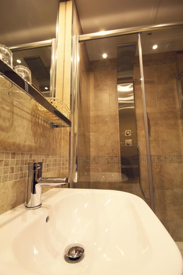 Hotel Boutique Villa Erina By Bossh Hotels - Adults Recommended Manilva Eksteriør billede