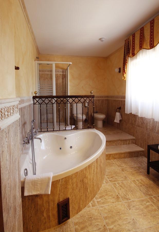 Hotel Boutique Villa Erina By Bossh Hotels - Adults Recommended Manilva Eksteriør billede