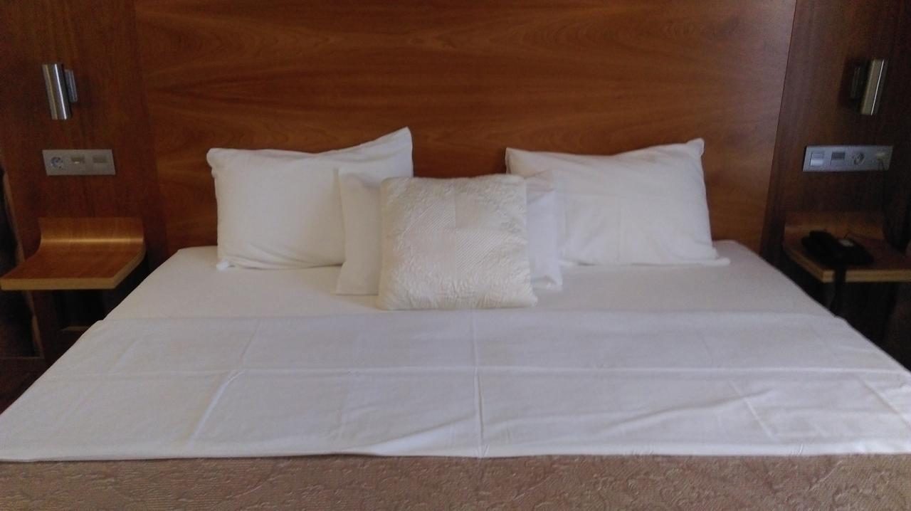 Hotel Boutique Villa Erina By Bossh Hotels - Adults Recommended Manilva Eksteriør billede